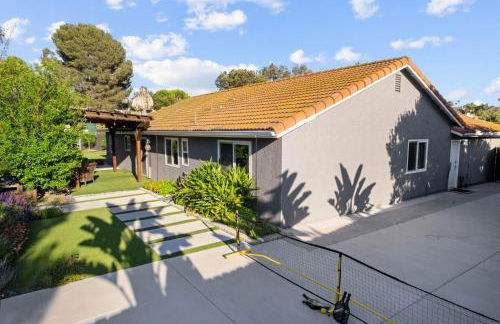 Modern Oceanside Stay with Yard & Laidback Vibes - Foto 46