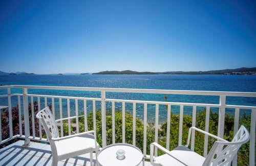 Bella Perna 3-Bedroom beachfront apartment - Photo 30