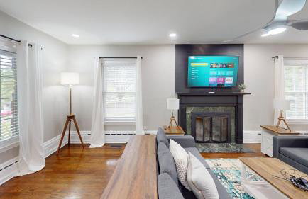 4BR Pet-Friendly Atlanta Woods Retreat - Foto 2
