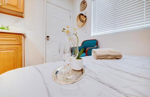 Work and Play! Studio Retreat 2 Mi to Dtwn Riverside - Foto 9