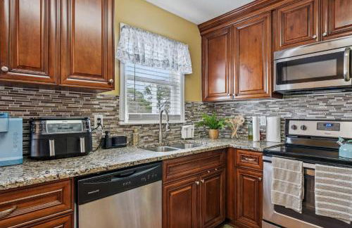 Spacious Family Stay, Large Dining,3 Cozy Bedrooms - Foto 14