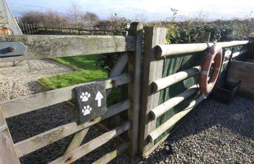 Sundowners panoramic views of countryside sea - Foto 18