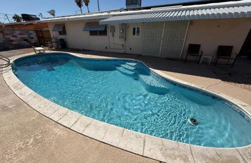 Vintage Apt Private Pool Oasis Sleeps 6 5 Min DT - Foto 6