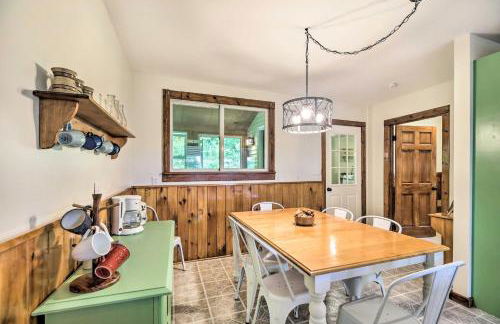 Pet-Friendly Saranac Lake Retreat with Deck and Yard - Foto 10