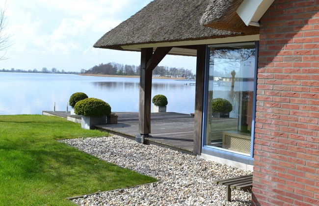 Stylish Thatched Villa with 2 Bathrooms near Giethoorn - Photo 6