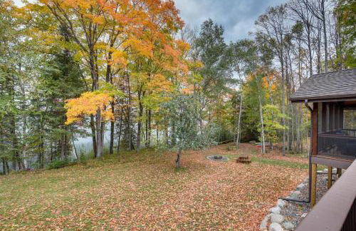 Impressive Presque Isle Lake House with Water Access - Foto 28