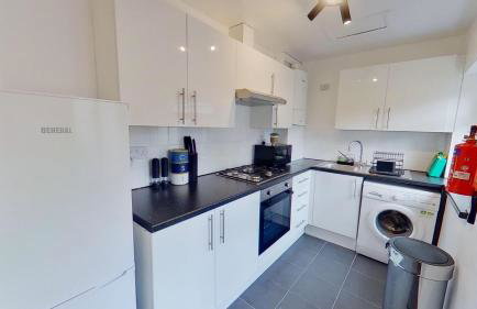 Elegant 2 Bed House Near City Centre - Foto 18