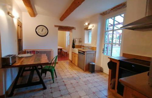 Croassecorbeau Maison de Famille au pied du Ventoux - Foto 20