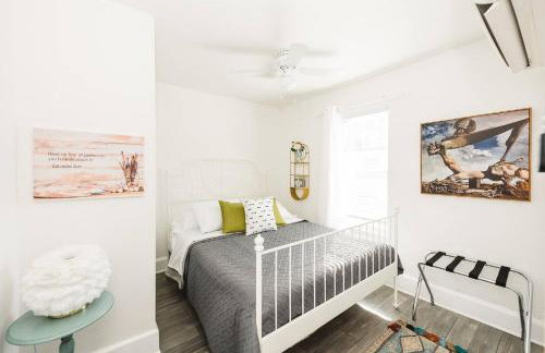 Hello Dali Surreal 2BR Retreat Nr Downtown St Pete - Foto 18