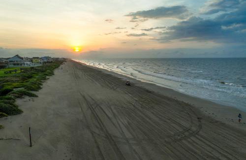 Steps to Beach, King Beds, Pet and Kid Friendly - Foto 48