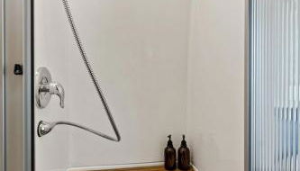 Fully-Equipped Airstream Rental for Glamping in Chelan, Washington - Foto 2