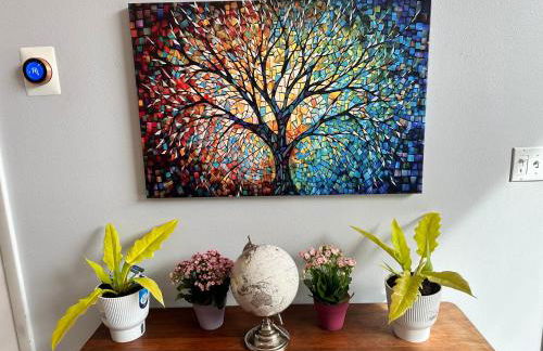 South Florida Spacious Oasis 4BR Retreat with 2 King Beds, Amazing Pool, near Beaches - Photo 52