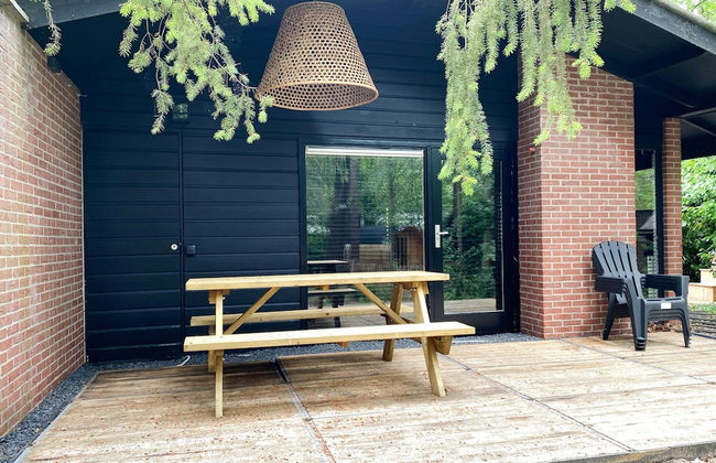 Holiday Home in Rheezerveen With Wellness Area - Foto 12