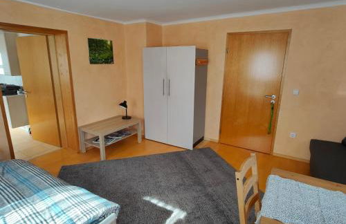 zentrale & ruhige Ferienwohnung - Foto 21