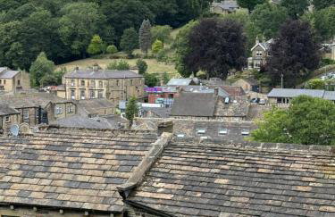 No.18 Holmfirth - Foto 2