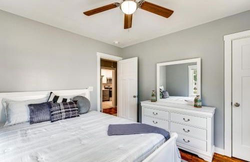 3 Mi to Camp Lejeune Home with Fire Pit and Grill! - Foto 16