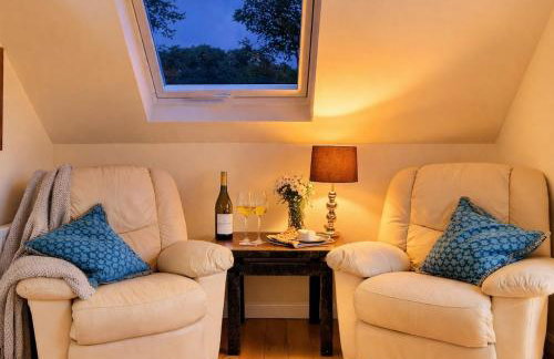 Hunter Heights Loft – Near Ventnor, Isle of Wight - Photo 6