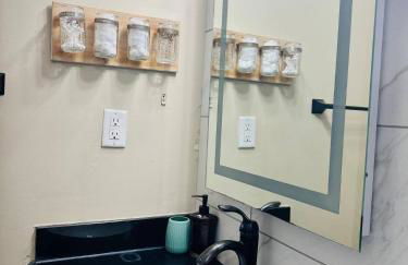 Zen House of Downtown Decatur Emory CDC - Foto 27