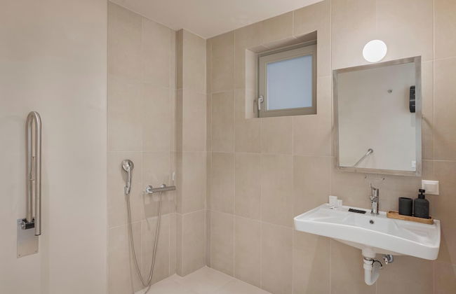 Yerma Suites Limeni - Photo 70