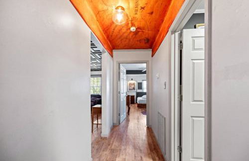 Romantic Colonial Hideaway in Historic Downtown - Pet Friendly - Foto 21