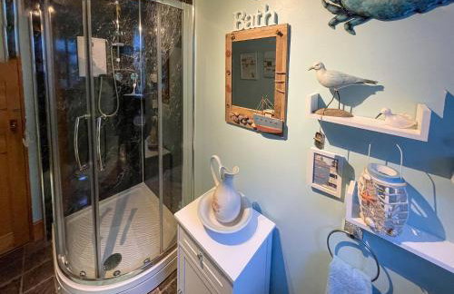 Mystified Bungalow - Photo 16