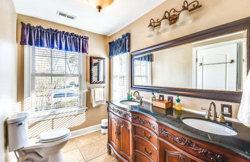 Waterfront Home with Dock and Yard in Hampton! - Foto 15