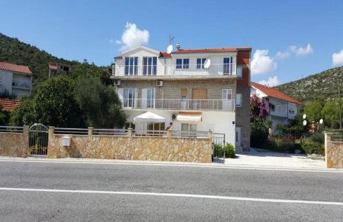 Apartments Semafor - Photo 48