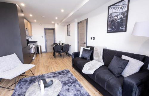 Brand-New Top-Floor Flat with Stunning Balcony & Parking - Foto 2