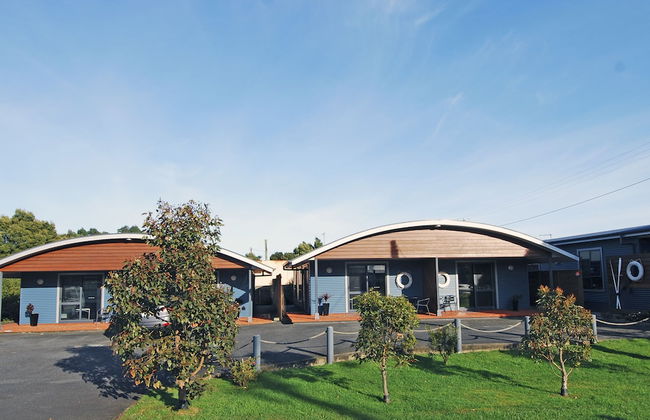 Strahan Bungalows - Photo 54