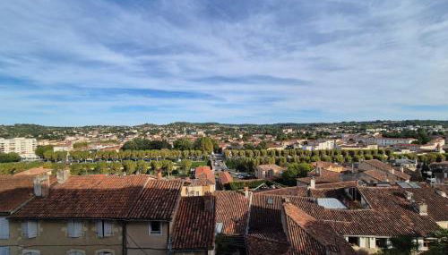 T2 moderne hypercentre - vue imprenable sur la ville - Photo 4