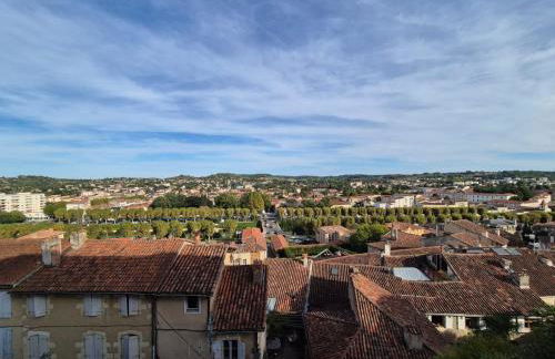 T2 moderne hypercentre - vue imprenable sur la ville - Photo 4