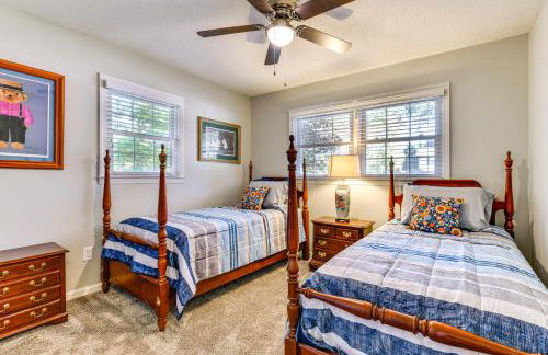 1 Mi to Dtwn Home with Fire Pit and Deck in Hudson! - Foto 18