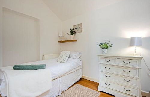 Croft Lodge Country Escape - Photo 2