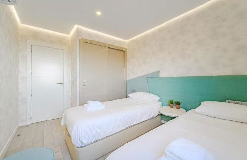 Sunset Bliss Penthouse with airco & heated pool - Foto 32