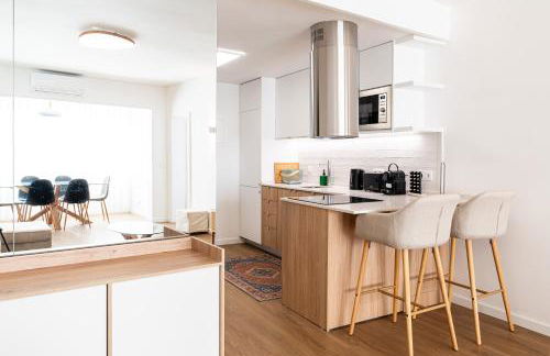 Charming Estoril Apt One Min Walk to the Beach - Foto 12