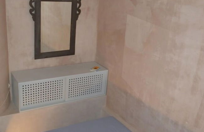 Pyrgos Old winery villa - Photo 3