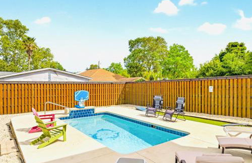 Lion of the Beach - Photo 56