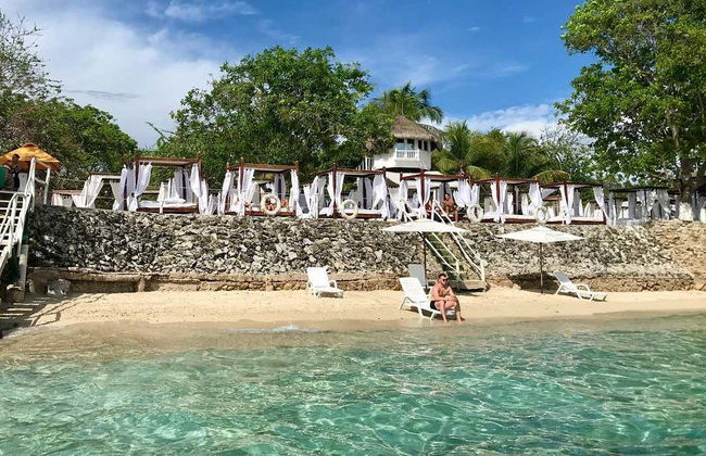 Bora Bora Beach Day Trip - Photo 1