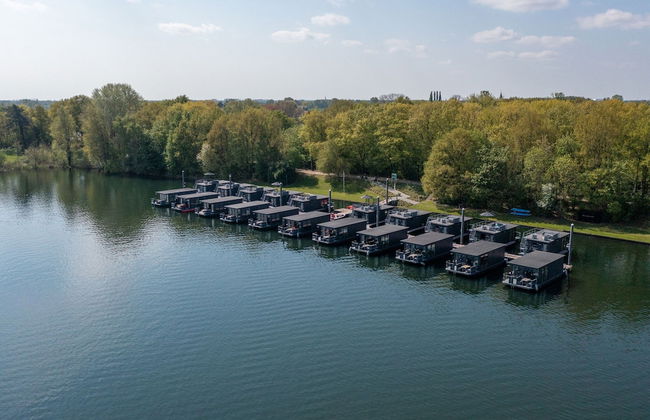 Houseboat Mookerplas With a View - Photo 18