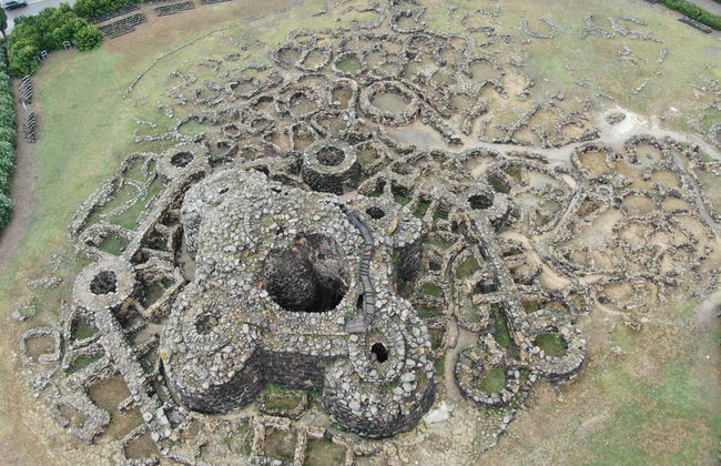 Su Nuraxi of Barumini & Domus de Janas Day Trip - Foto 4