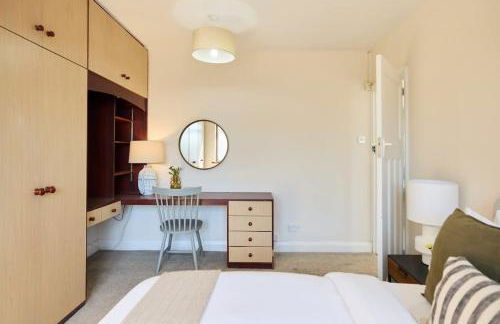 The Randall Retreat - Spacious 4BDR Home with Garden - Foto 24