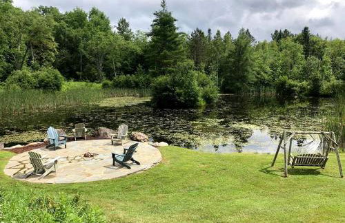 Gorgeous Green Mountain Retreat for a Family Vacation in Vermont - Foto 24