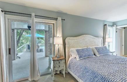 Lakefront w/ Private Dock + Hot Tub Pontoon Rental Butler Bliss by Avantstay - Foto 38