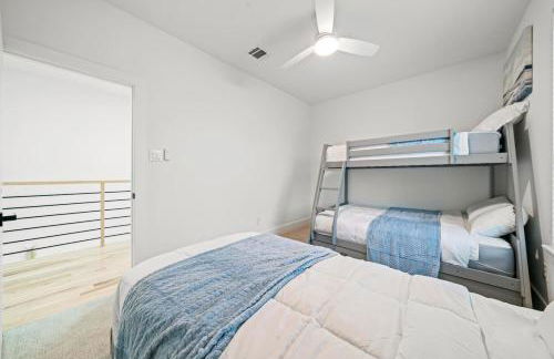 Upscale Group Getaway Sleeps 25 Downtown Dallas - Foto 43