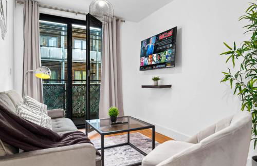 Stylish City Centre Apartment - Chinatown - Balcony - Secure Parking - Netflix 16ARC - Foto 1