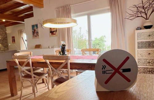 Chalet Emily mit Hot Tub und Meerblick - Foto 18