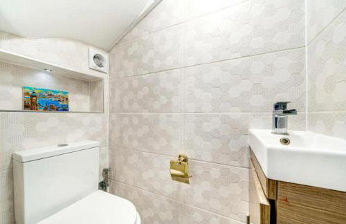 Modern Family Home in Greater London - Foto 8