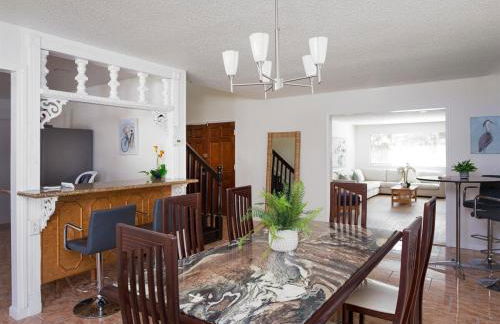 Family Home, Pool, Pong, Nintendo - Foto 34