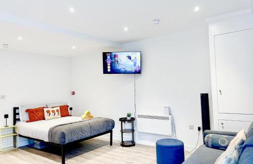 Cozy Studio Flat with FREE WiFi in Islington near Upper Street, Highbury & Angel Station by NourNest Apartments - Foto 17
