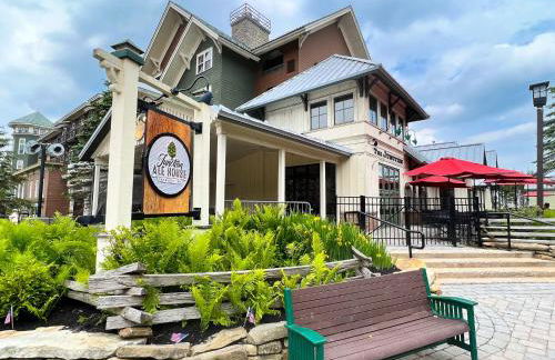 ML288 New Deck Great Views EZ Parking WiFi Retreat - Foto 33